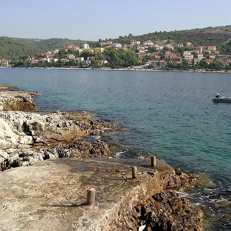 Apartment Mirja - 100m From The & Parking *