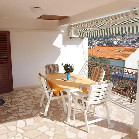 Mirja - 100m From The & Parking Apartment *