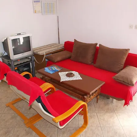 Mirja - 100m From The & Parking Apartment
